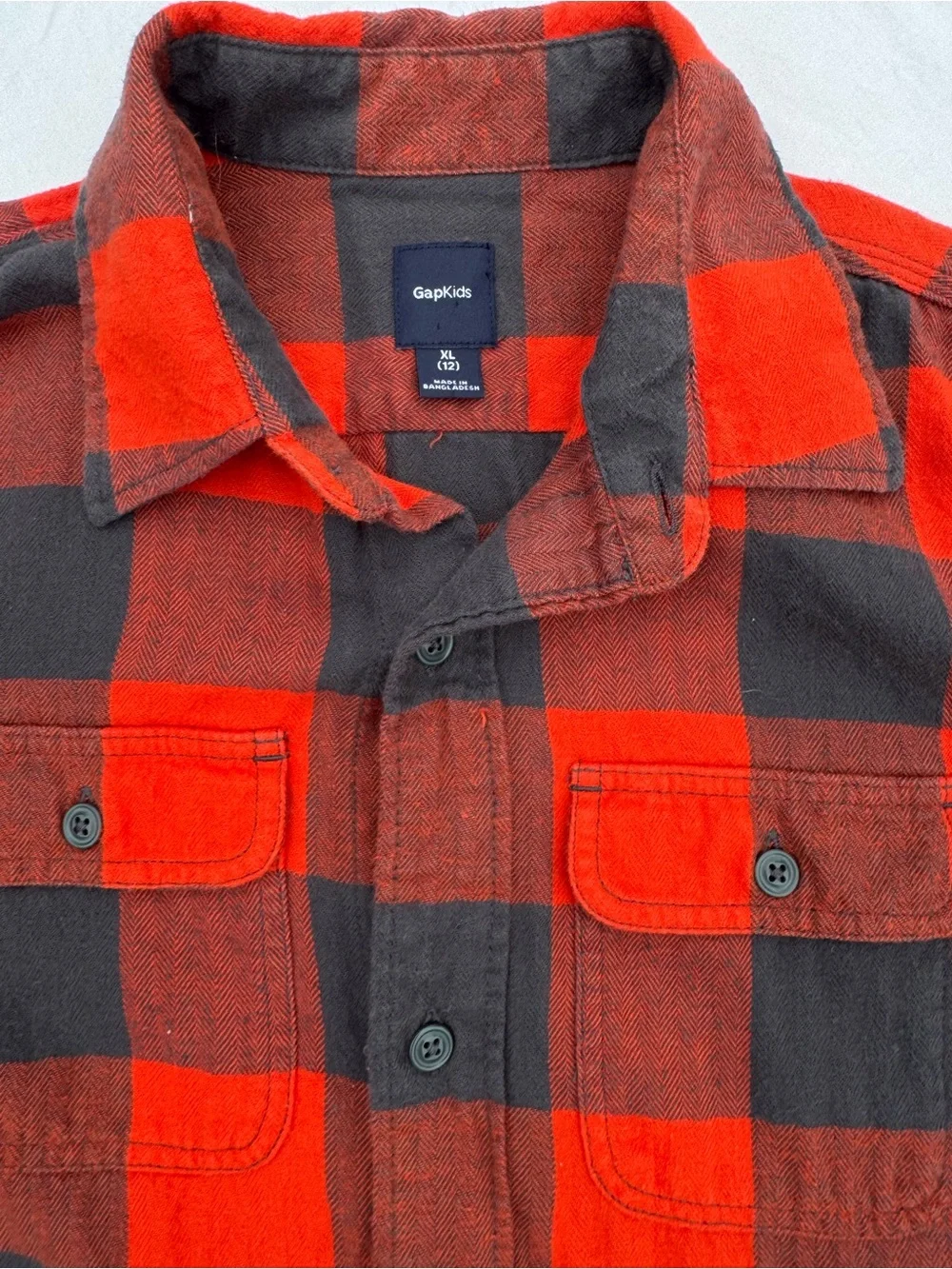 GAP Red and Black Buffalo Plaid Button-Down Shirt